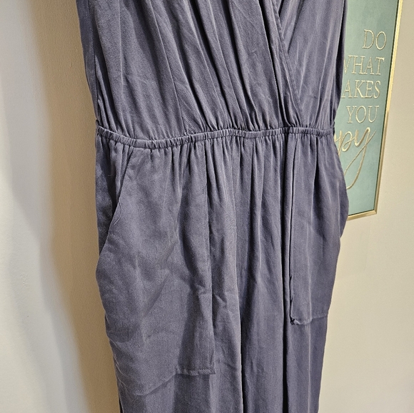 BCBG JUMPSUIT - Picture 7 of 13